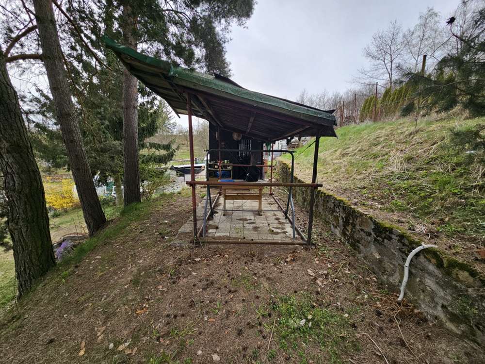 Pohled na pozemek